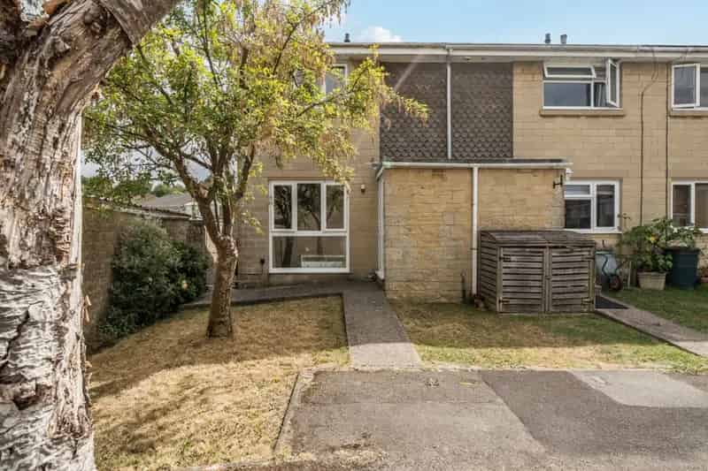 3 bedroom House
 For Sale