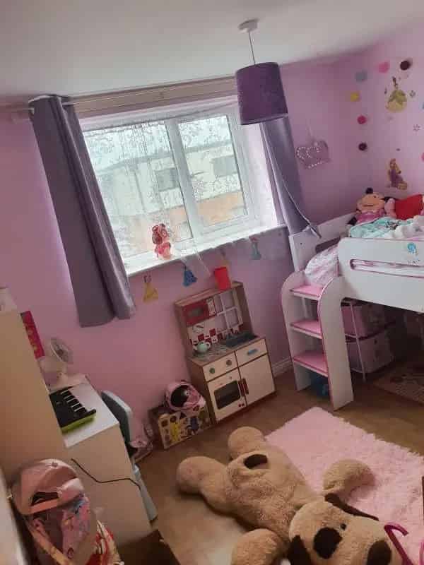 2 Bed Flat Near Park and Good Schools