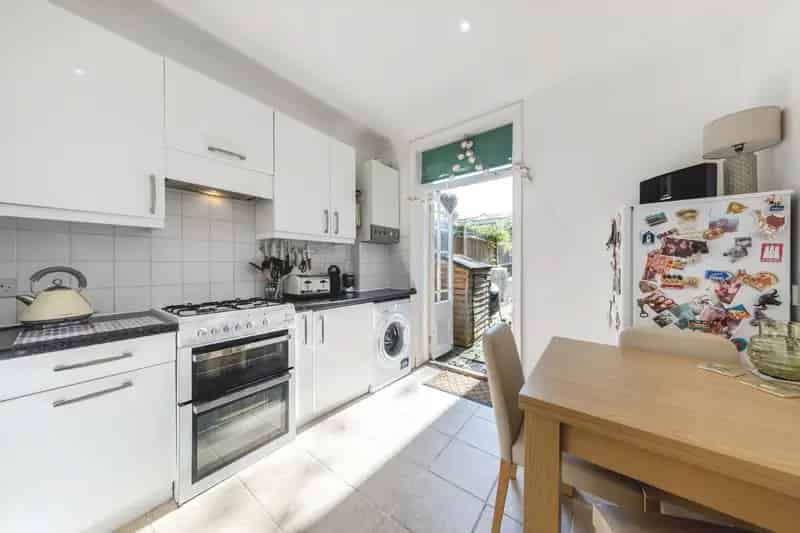 2 Bedroom Garden Flat Brixton Stockwell Clapham