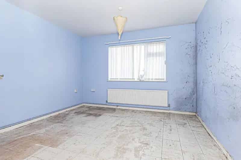 1 bedroom Flat
 For Sale