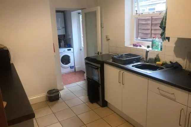 Female Only Double Room Fishponds Bristol Bills Included