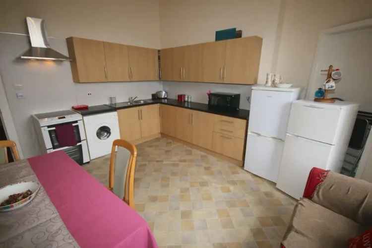 3 Bedroom City Centre Flat to Rent