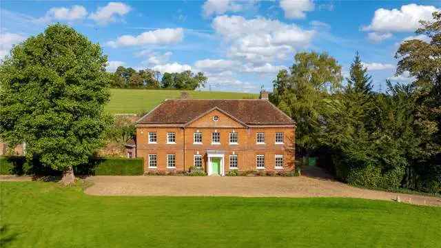 Lynch House, The Lynch, Kensworth, Bedfordshire, LU6 3QZ | Property for sale | Savills