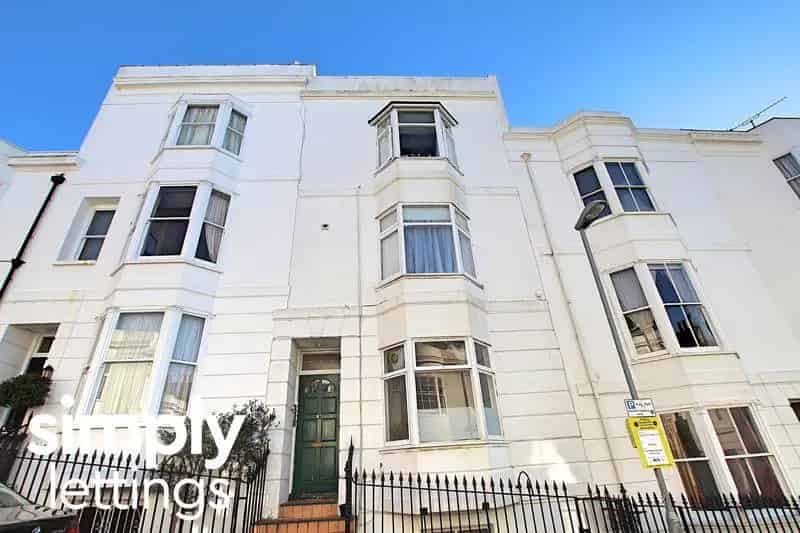 Studio to Rent in Brighton Hove
