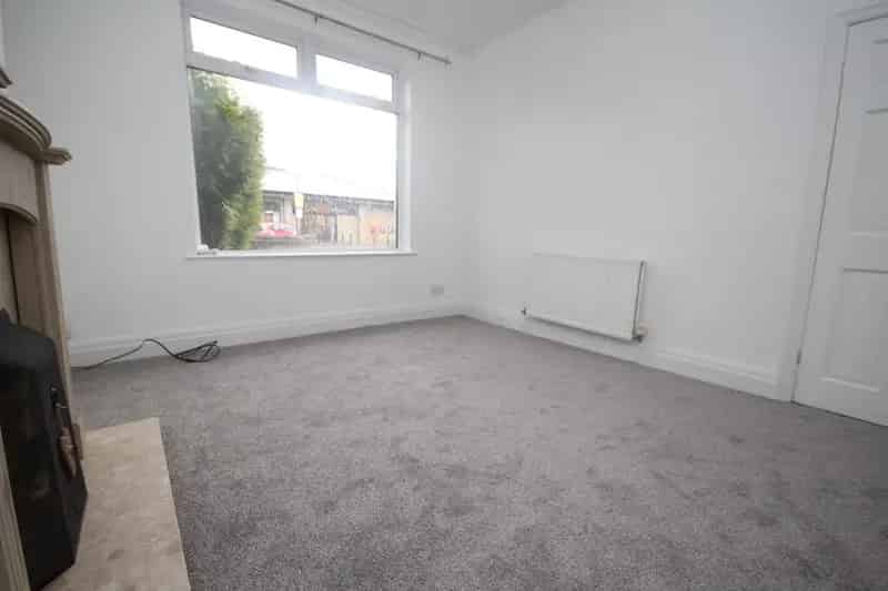 2 Bedroom Terraced House Bromley Cross