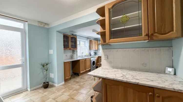 2 Bedroom Bungalow For Sale in Warminster
