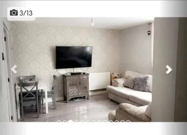 2 Bed Maisonette near Bow Underground DLR