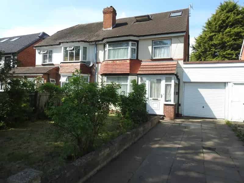4 Bedroom Semi-Detached House for Sale