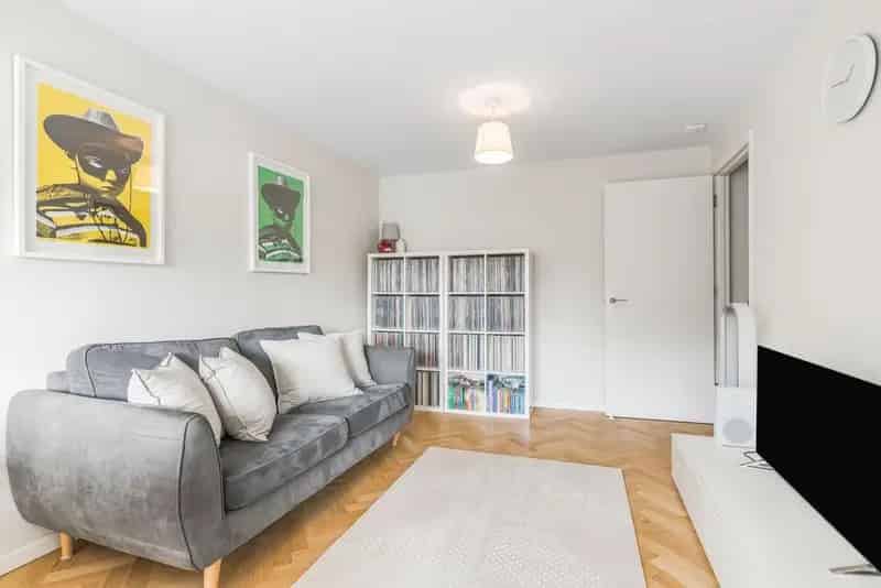Flat For Sale , London, England