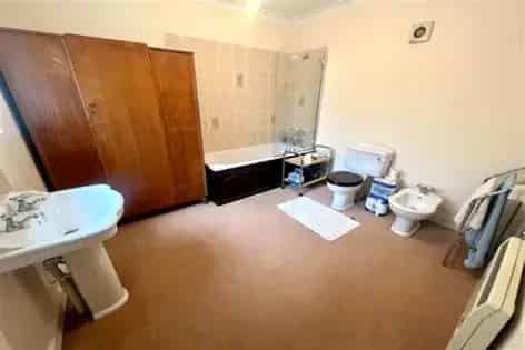 2 Bedroom Apartment Southampton Woolston Split Level En Suite Parking