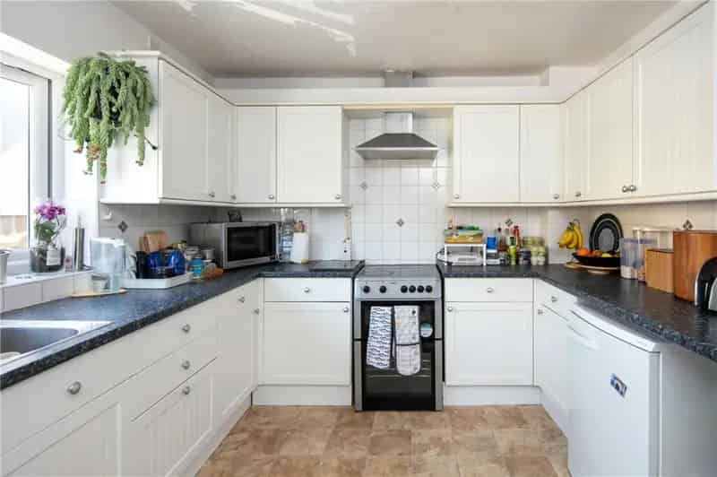 3 Bedroom Terrace House for Sale Weston High Street Grade II Listed