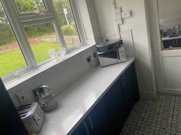 3 Bedroom House Near Shops and School