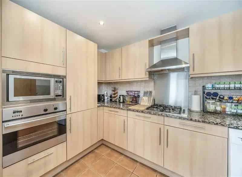 River Thames View Apartment 2 Beds 2 Baths Parking