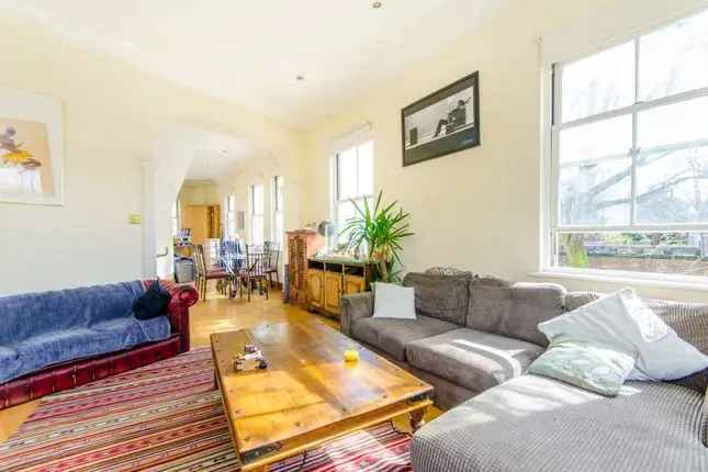 Flat to rent in Mildmay Park, Mildmay, London N1