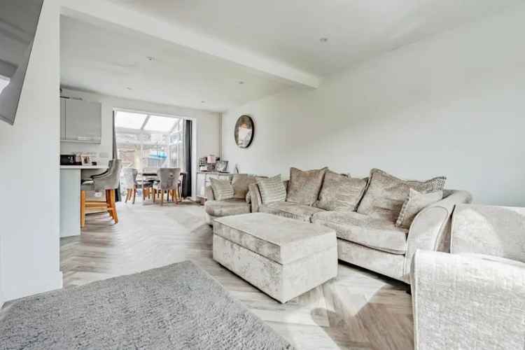 3-Bedroom Mid-Terraced Family Home with Conservatory