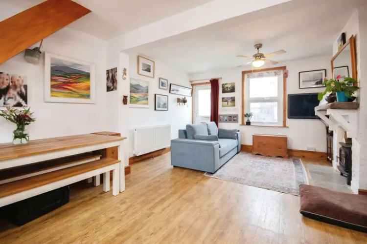 Two Bedroom Mid-Terraced House with Off Road Parking
