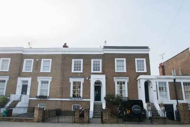 Terraced house to rent in Englefield Road, De Beauvoir, London N1