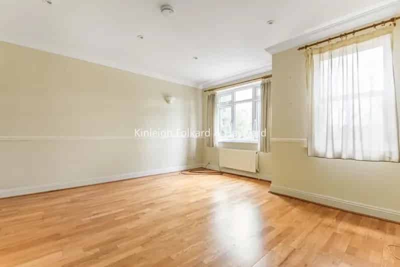 4 Bedroom House to Rent Sydenham - Modern Spacious Property