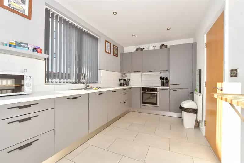 3 Bedroom Detached House for Sale Ramsgate