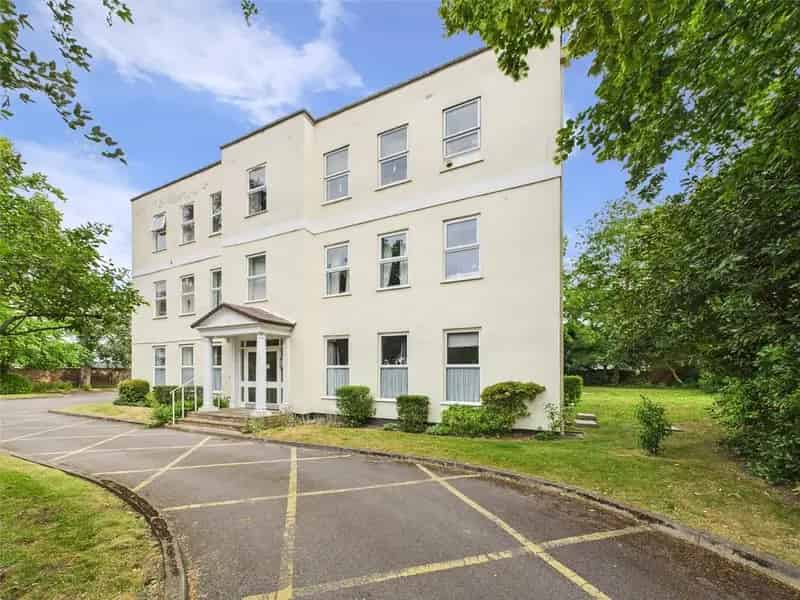 2 Bedroom Apartment for Sale