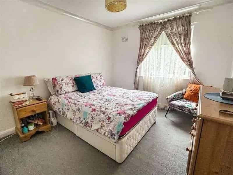 1 bed flat for sale