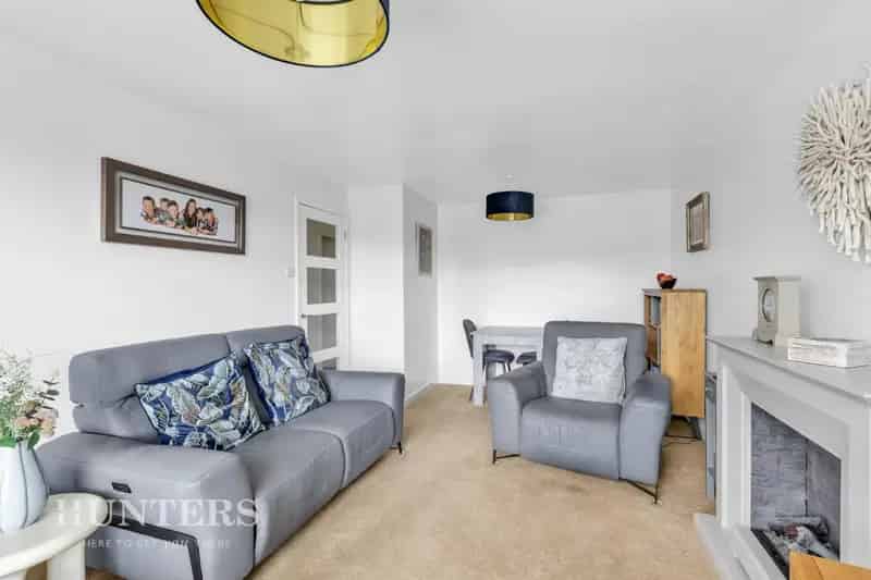 2 Bedroom Bungalow for Sale in Littleborough