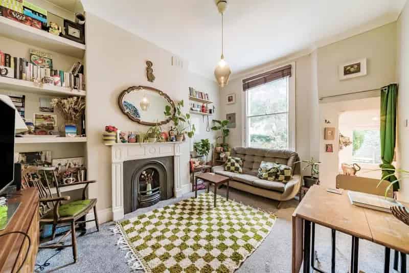One Bedroom Victorian Flat Private Garden No Onward Chain