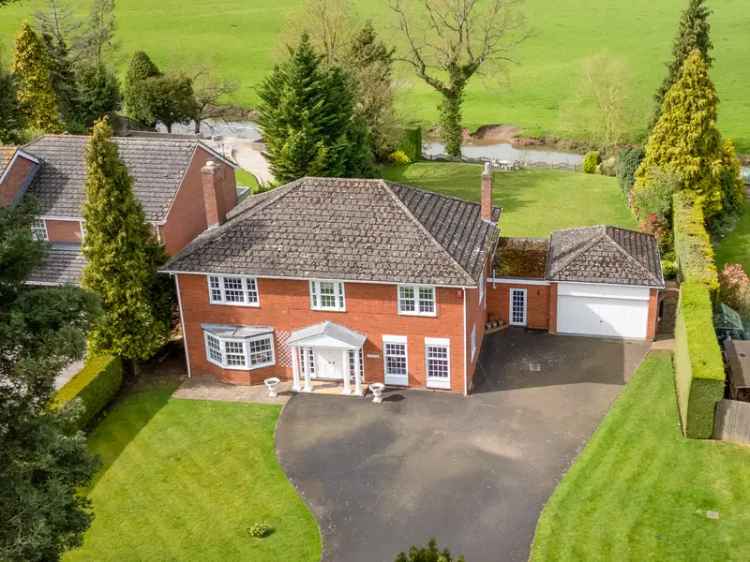 Detached House for sale with 4 bedrooms, Tiddington, Warwickshire