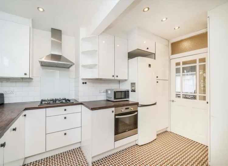 Two Double Bedroom Apartment Near Hanger Lane