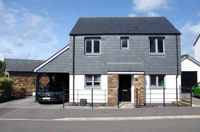 3 Bed Detached House for Sale South Brent
