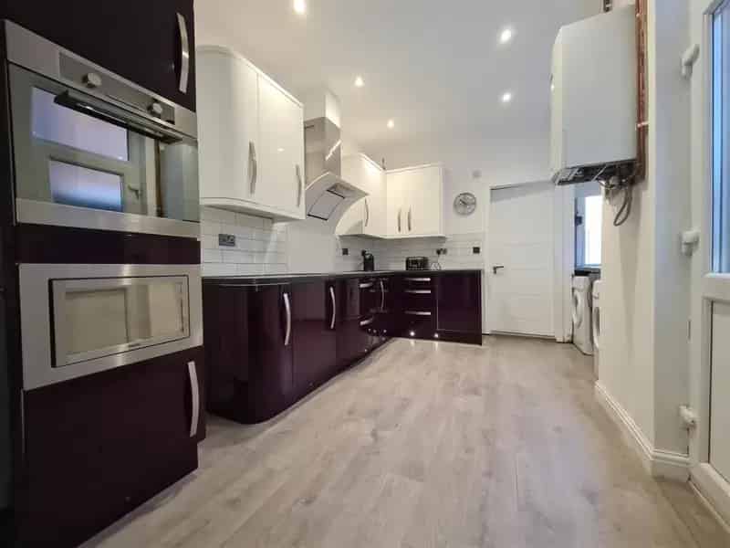 1 Bedroom House Share Double En Suite Room