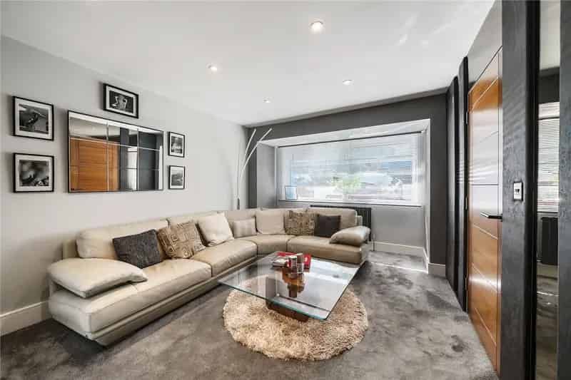 Four Bedroom Family Home in Farsley