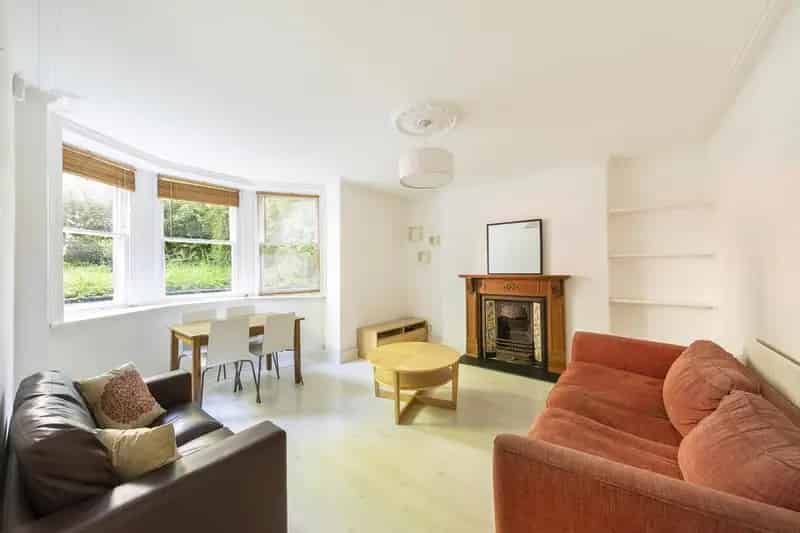 3 Bedroom Flat to Rent