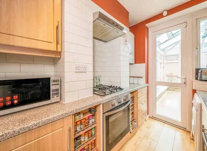 2 Double Bedroom Freehold Cottage Totterdown
