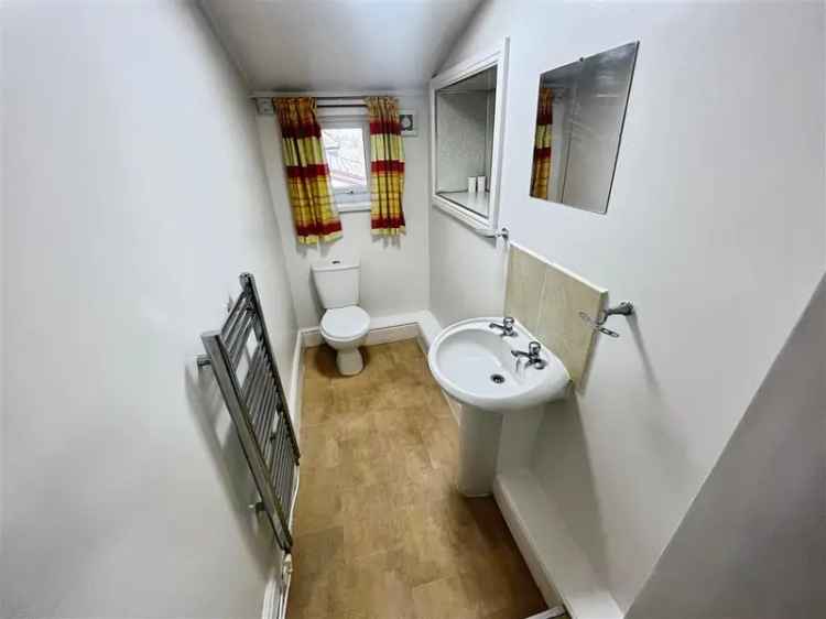 1 Bedroom Ground Floor Flat  Zero Deposit Available