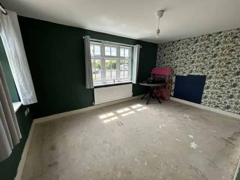 3 Bedroom Detached House in Calne