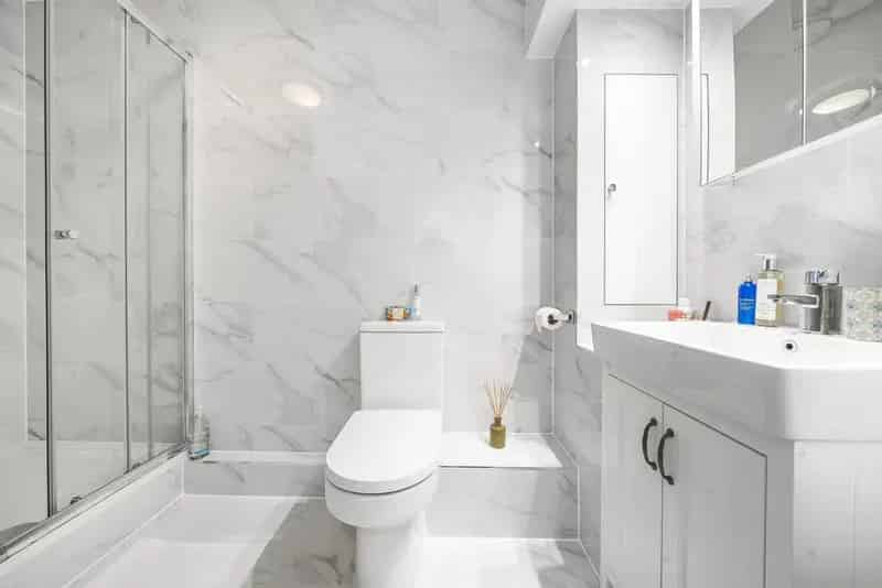 Spacious Studio Apartment near Hyde Park and Kensington Gardens