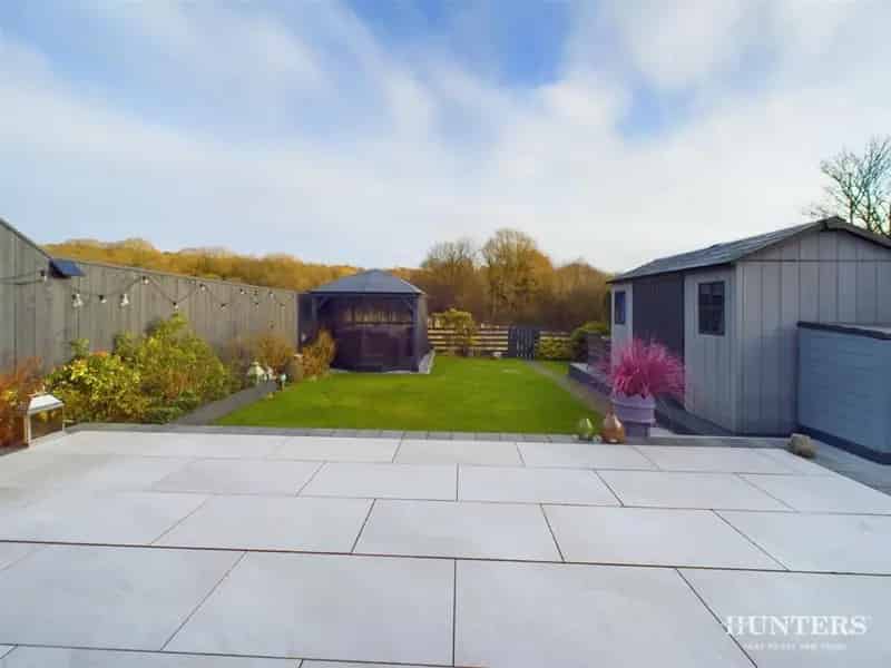 3 Bed Semi-Detached House For Sale