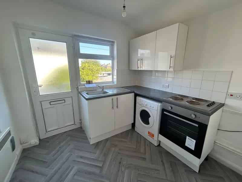 1 Bedroom Flat House to Rent