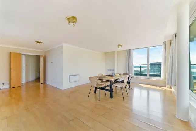 Flat for sale in Boardwalk Place, London E14