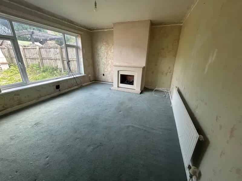 3 Bedroom Semi-Detached House Fairwater