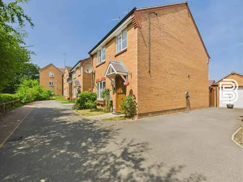 4 Bed Detached House For Sale