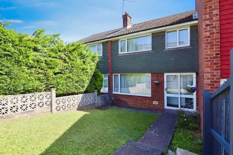3 bedroom semi-detached house