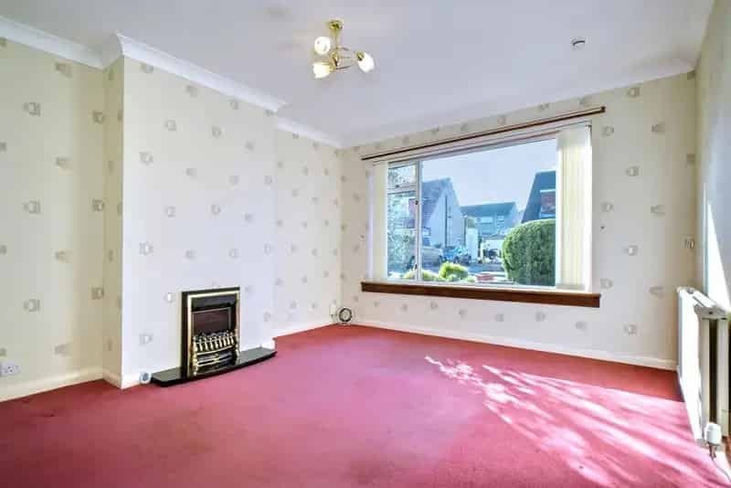3 Bedroom Detached House for Sale in Currie Edinburgh