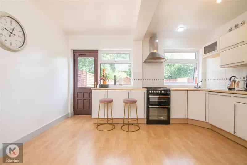 5 Bedroom Semi Detached House for Sale Birmingham