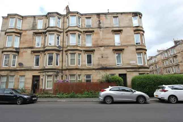 Flat for sale in Newlands Road, Glasgow G44