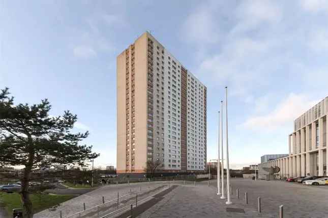 Glasgow City Centre Flat for Sale High Floor High Rental Potential Cash Sale Only