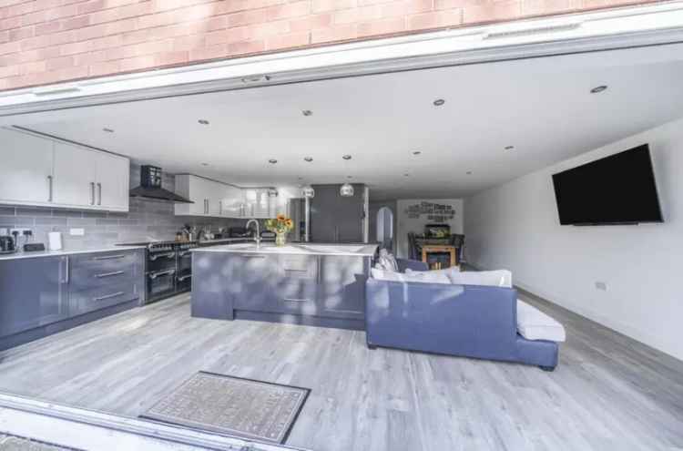 4 Bedroom Detached House for Sale Kempston