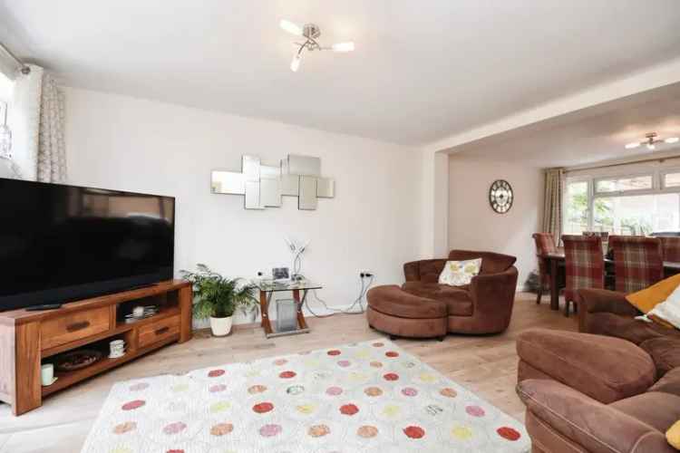3 Bed House in East Hanningfield
