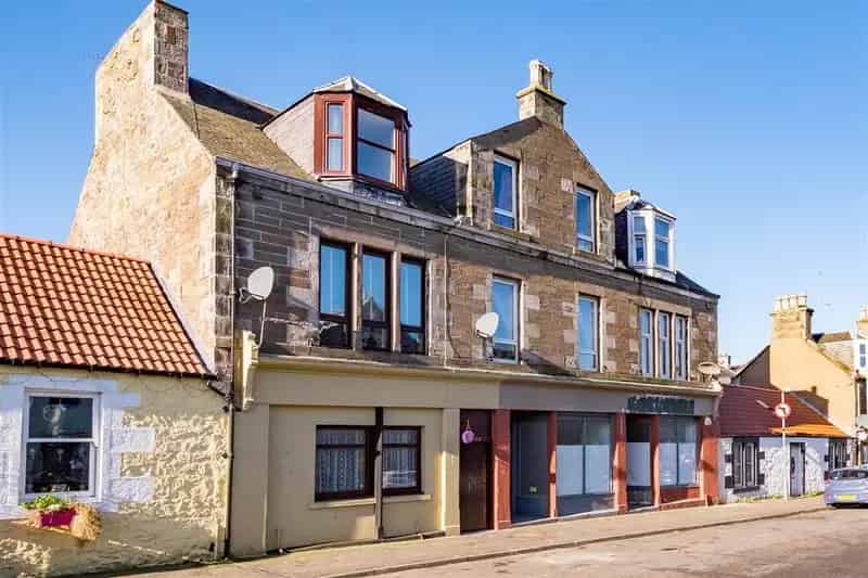 2 Bedroom Maisonette for Sale